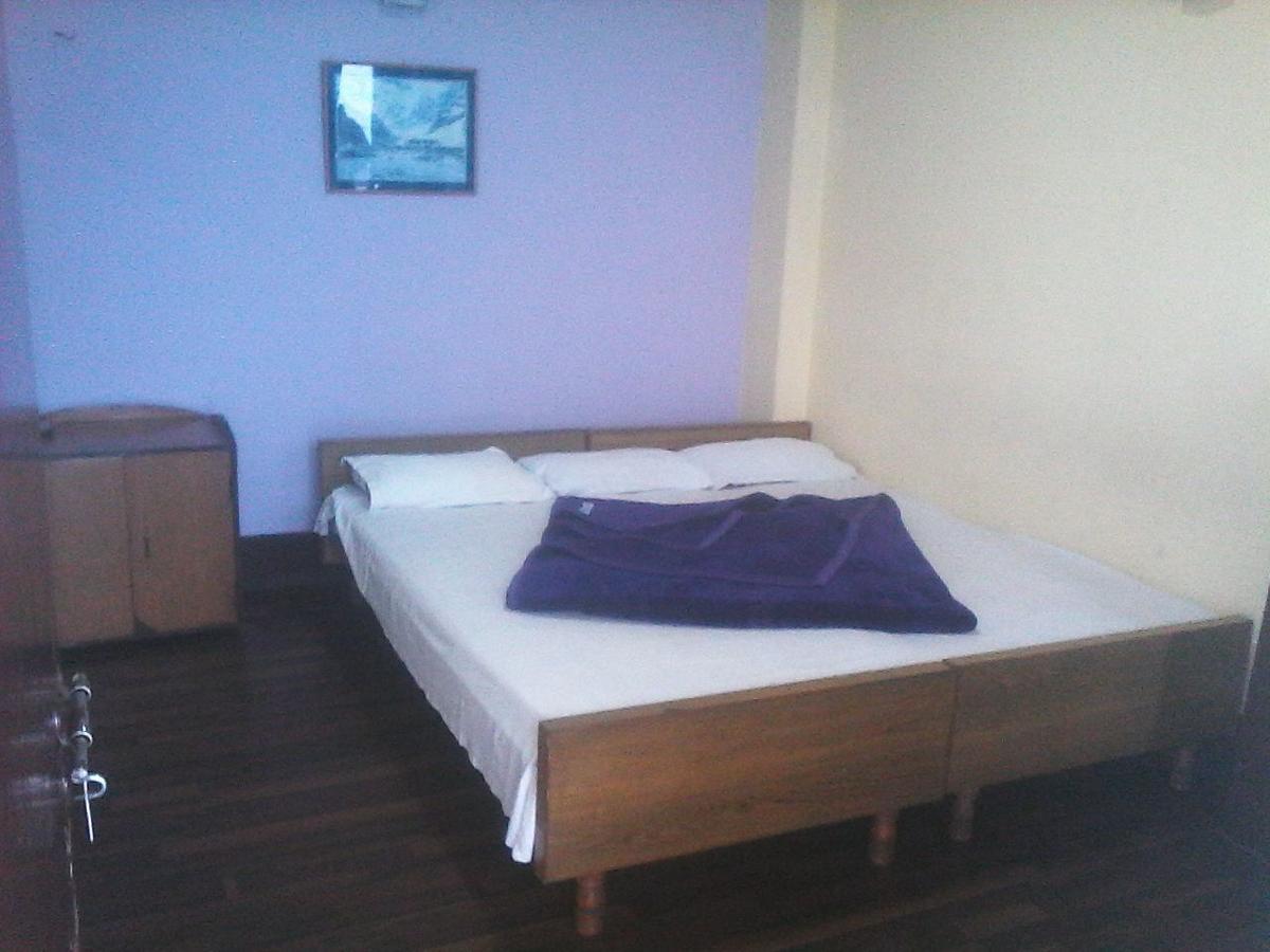 Hotel Alpine Darjeeling  Exteriör bild